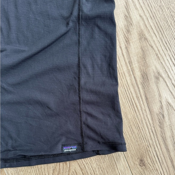 Patagonia tshirt - Picture 3 of 4